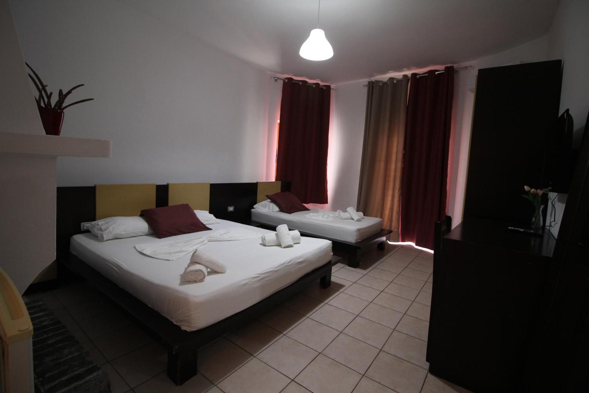 Ceka Hotel
